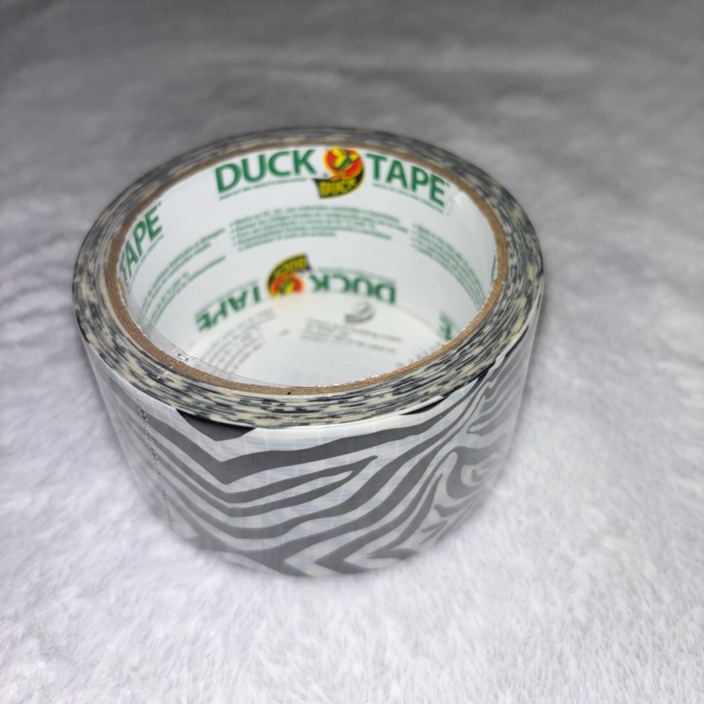 Duck Tape Zebra Print 10YD 1.88in - Picture 2 of 2